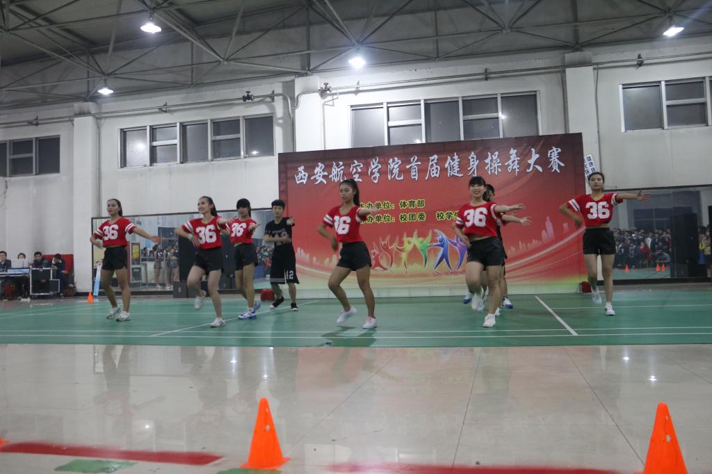 米兰官网参赛队员在比赛